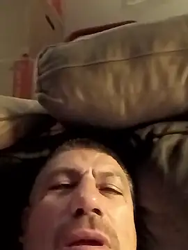 Snapshot of B_DOGG69 chatting on 12/02/24, 05:59 B DOGG69 online show from 12/02/24, 05:59