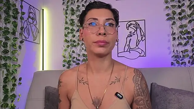 MiaMorgan  online show from 07/31/26, 11:53