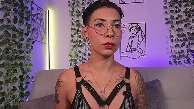 MiaMorgan  online show from 08/04/26, 11:46