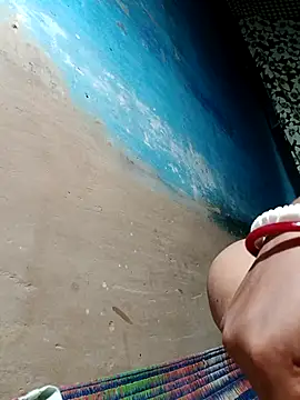 Snapshot of AparnaBoudi chatting on 10/08/25, 06:16 AparnaBoudi online show from 10/08/25, 06:16