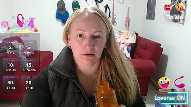 Snapshot of emperabigbootybigass chatting on 11/20/25, 12:05 emperabigbootybigass online show from 11/20/25, 12:05