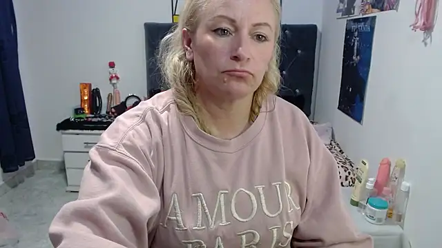 emperabigbootybigass online show from 05/16/26, 12:51