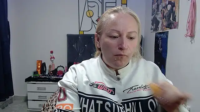 emperabigbootybigass online show from 05/20/26, 12:22