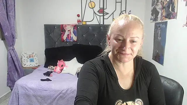 emperabigbootybigass online show from 06/02/26, 12:34