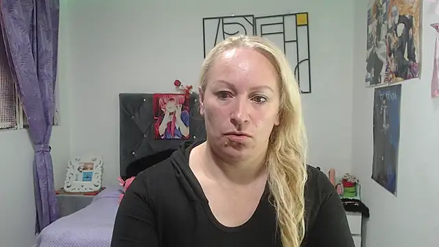 emperabigbootybigass online show from 06/11/26, 12:36