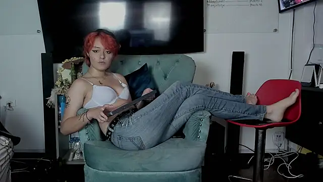 Baby Punk online show from 01/02/25, 10:44