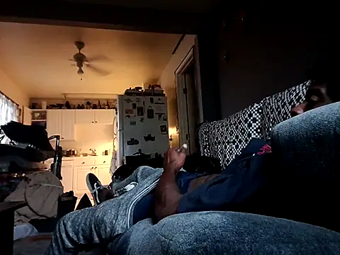 DevinToore online show from 11/05/25, 03:12