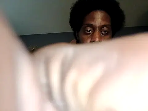 DevinToore online show from 11/21/25, 09:08