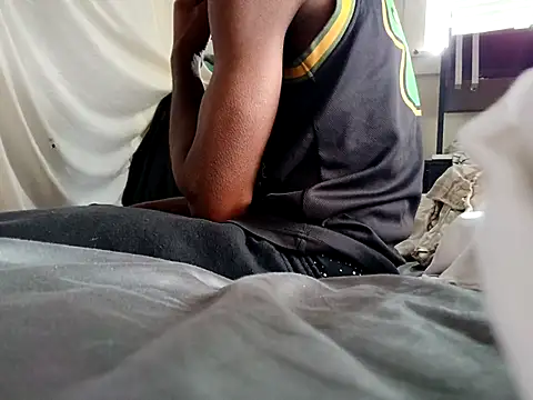 DevinToore online show from 11/23/25, 07:24