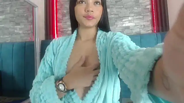 Snapshot of kihara_candy69 chatting on 10/13/25, 08:31 kihara candy69 online show from 10/13/25, 08:31