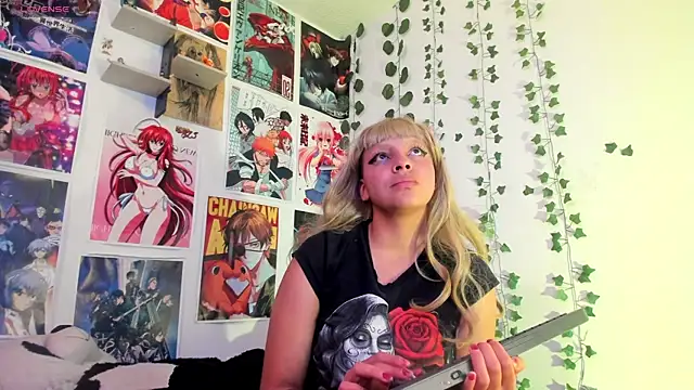 miku katsuragi online show from 12/05/24, 06:32