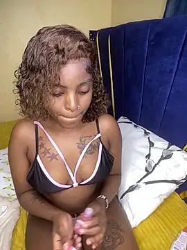 Snapshot of Sasha-smiles chatting on 11/08/25, 04:45 Sasha-smiles online show from 11/08/25, 04:45