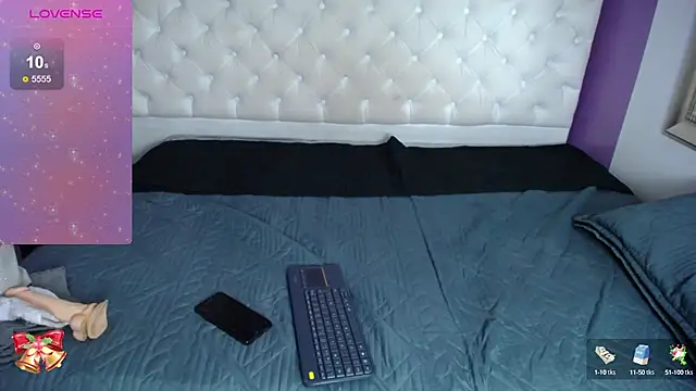 Snapshot of MadameDamn chatting on 12/09/24, 06:03 MadameDamn online show from 12/09/24, 06:03