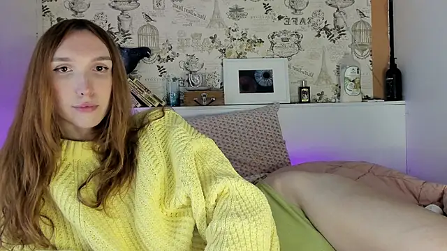 LisaIcon online show from 10/08/25, 12:41