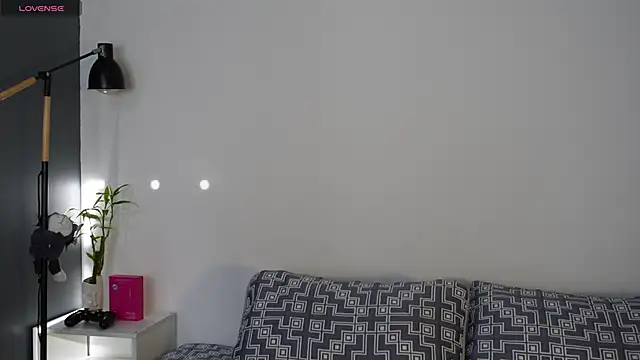 Snapshot of Busterspinter chatting on 10/19/25, 09:15 Busterspinter online show from 10/19/25, 09:15