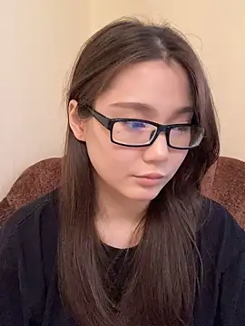 Snapshot of Milka23 chatting on 09/21/25, 06:26 Milka23 online show from 09/21/25, 06:26