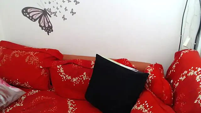 LadyHellene online show from 01/20/25, 08:52