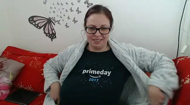LadyHellene online show from 01/21/25, 09:03