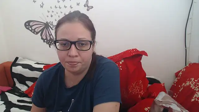 LadyHellene online show from 02/25/25, 01:39