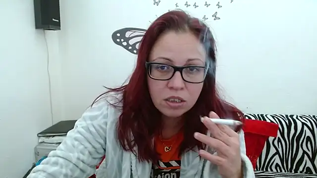Snapshot of LadyHellene chatting on 01/06/26, 11:58 LadyHellene online show from 01/06/26, 11:58