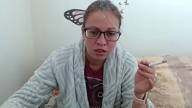 Snapshot of LadyHellene chatting on 03/07/26, 07:05 LadyHellene online show from 03/07/26, 07:05