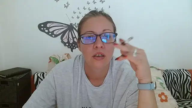 LadyHellene online show from 07/20/26, 05:22