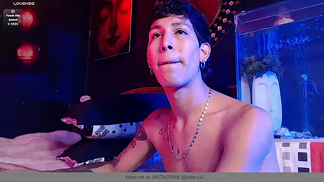 Snapshot of Godly_huan chatting on 12/02/25, 07:03 Godly huan online show from 12/02/25, 07:03