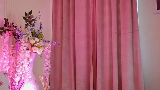 Amberseyes online show from 07/15/26, 12:10