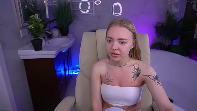 EmilySunshineS online show from 06/06/26, 07:02