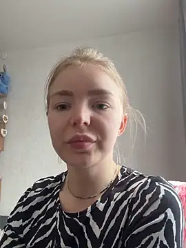 EmilySunshineS online show from 06/11/26, 10:24