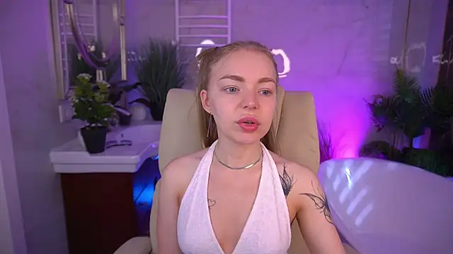 EmilySunshineS online show from 06/12/26, 06:01