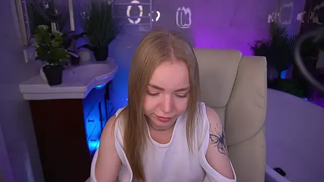 EmilySunshineS online show from 06/13/26, 05:38
