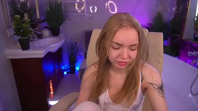 EmilySunshineS online show from 06/14/26, 06:04