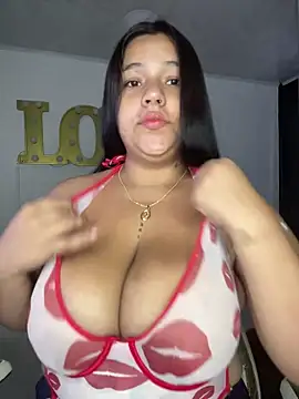 emma  milk  online show from 11/27/25, 11:45