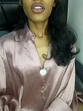 glam goddess online show from 12/06/24, 01:29