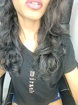 glam goddess online show from 01/26/25, 07:31