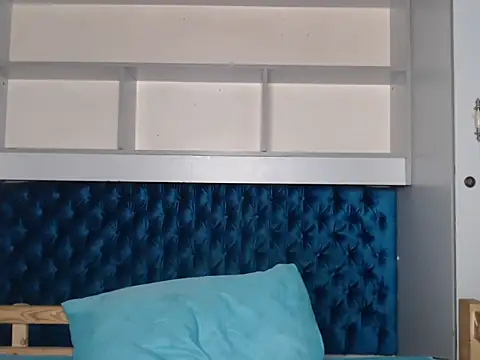 Zeeyonce696 online show from 01/19/25, 12:28