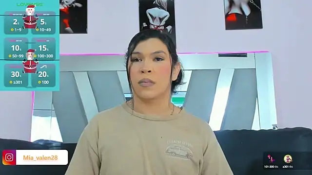 miavalentinaaa online show from 12/14/24, 02:01
