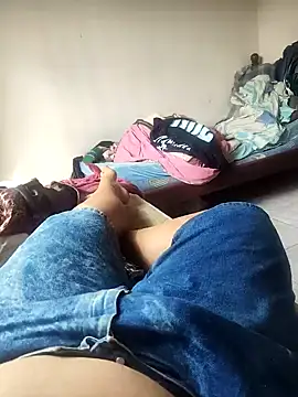 putoso031 online show from 10/16/25, 11:55