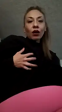 KarolinaReaper online show from 01/02/25, 08:17