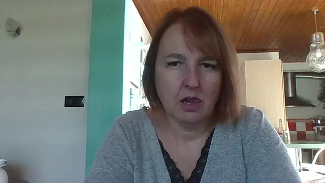 Snapshot of Sandcoq chatting on 10/01/25, 01:39 Sandcoq online show from 10/01/25, 01:39