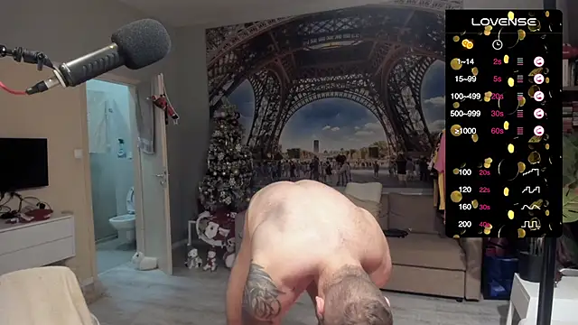 Snapshot of kingjamesuk chatting on 12/03/25, 01:09 kingjamesuk online show from 12/03/25, 01:09