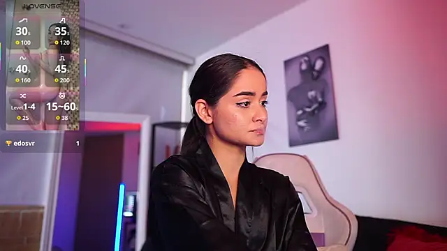 Snapshot of abigail_adamss chatting on 10/09/25, 07:01 abigail adamss online show from 10/09/25, 07:01