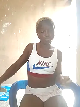 Snapshot of Crazybitchtheanalgoddess4 chatting on 01/10/25, 12:15 Crazybitchtheanalgoddess4 online show from 01/10/25, 12:15