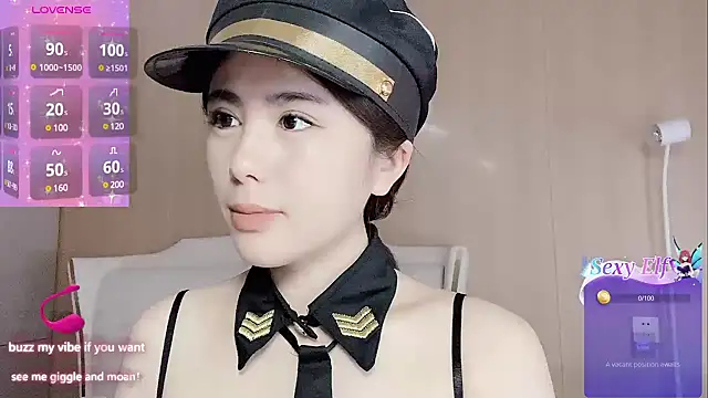 Snapshot of jiaozi-kiss chatting on 12/13/24, 06:10 jiaozi-kiss online show from 12/13/24, 06:10