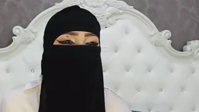 Snapshot of Hajar_Kar chatting on 06/13/26, 05:05 Hajar Kar online show from 06/13/26, 05:05
