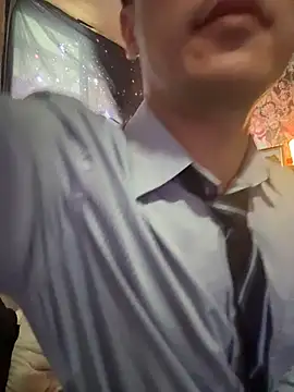 Snapshot of ex199212 chatting on 06/13/26, 07:17 ex199212 online show from 06/13/26, 07:17