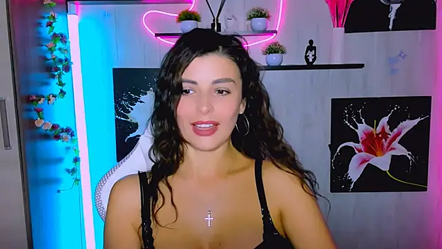 Snapshot of KayWuds chatting on 10/25/25, 12:13 KayWuds online show from 10/25/25, 12:13