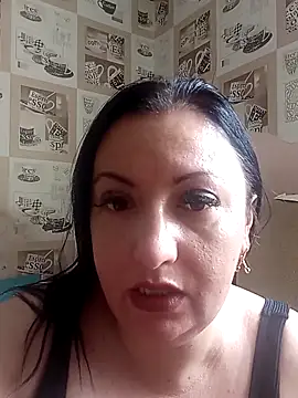 Snapshot of Veronica-Celie chatting on 09/28/25, 10:20 Veronica-Celie online show from 09/28/25, 10:20