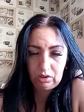 Snapshot of Veronica-Celie chatting on 10/04/25, 12:14 Veronica-Celie online show from 10/04/25, 12:14